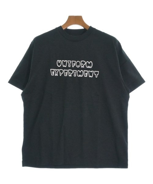 uniform experiment เสื้อยืด/เสื้อท็อปส์