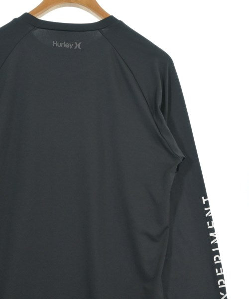 uniform experiment เสื้อยืด/เสื้อท็อปส์