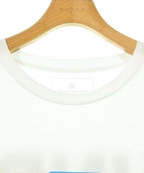 uniform experiment เสื้อยืด/เสื้อท็อปส์