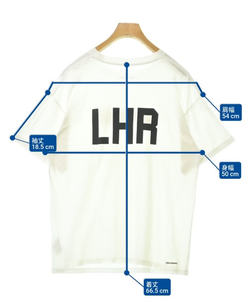 uniform experiment เสื้อยืด/เสื้อท็อปส์