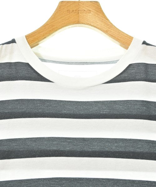 uniform experiment เสื้อยืด/เสื้อท็อปส์