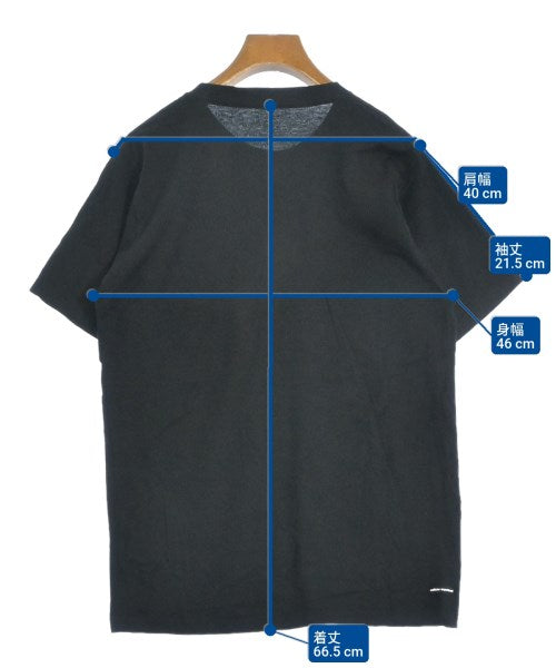 uniform experiment เสื้อยืด/เสื้อท็อปส์