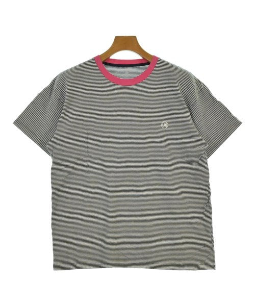 uniform experiment เสื้อยืด/เสื้อท็อปส์