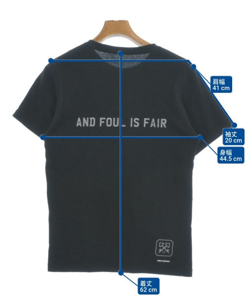 uniform experiment เสื้อยืด/เสื้อท็อปส์