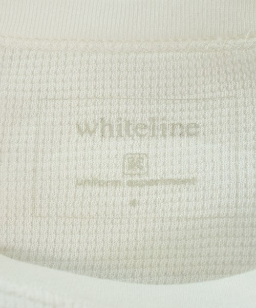 uniform experiment เสื้อยืด/เสื้อท็อปส์