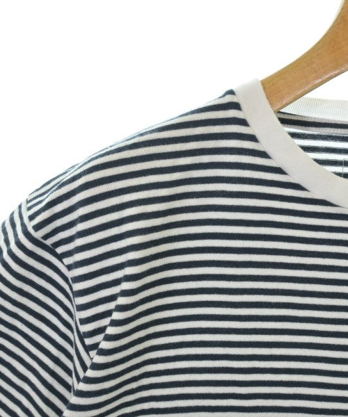 uniform experiment เสื้อยืด/เสื้อท็อปส์