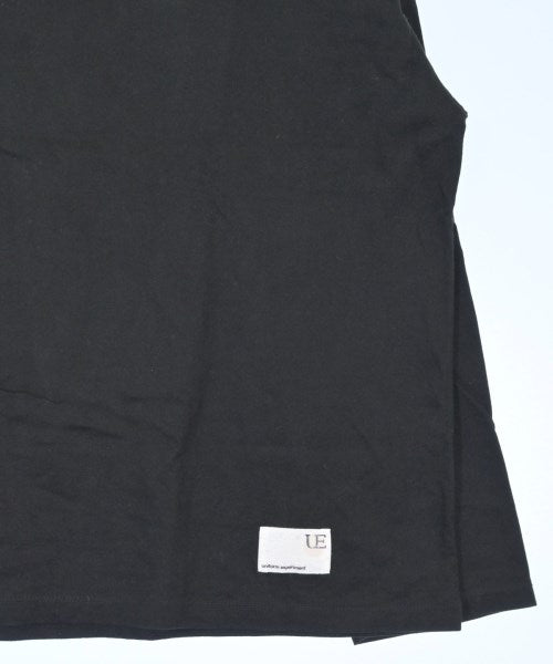 uniform experiment เสื้อยืด/เสื้อท็อปส์