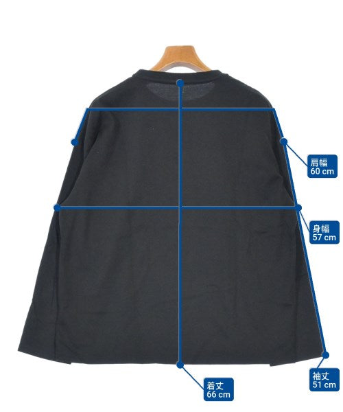 uniform experiment เสื้อยืด/เสื้อท็อปส์