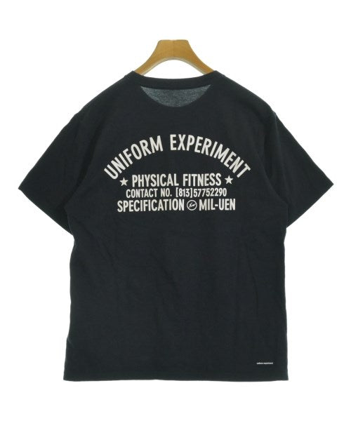 uniform experiment เสื้อยืด/เสื้อท็อปส์