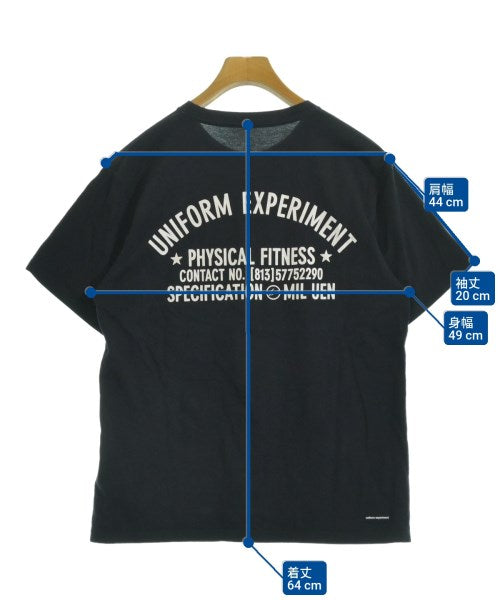 uniform experiment เสื้อยืด/เสื้อท็อปส์