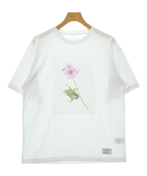 uniform experiment เสื้อยืด/เสื้อท็อปส์