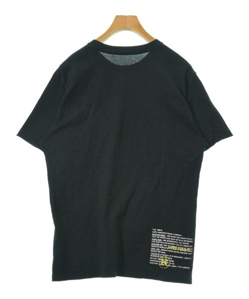 uniform experiment เสื้อยืด/เสื้อท็อปส์