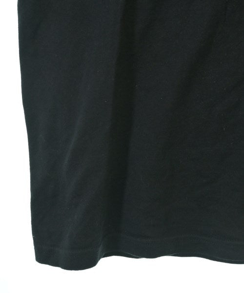 uniform experiment เสื้อยืด/เสื้อท็อปส์
