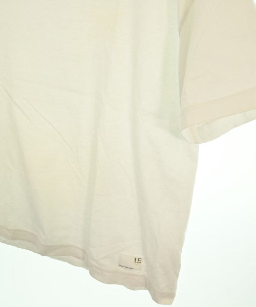 uniform experiment เสื้อยืด/เสื้อท็อปส์