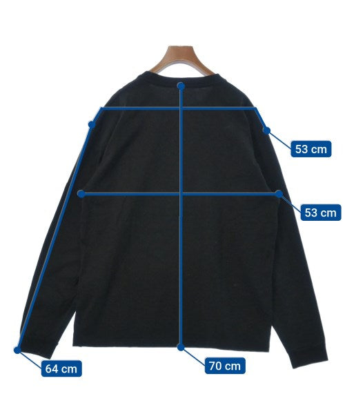 uniform experiment เสื้อยืด/เสื้อท็อปส์