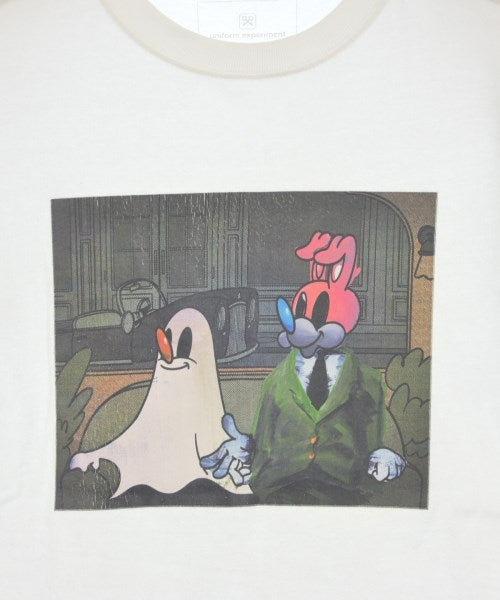 uniform experiment เสื้อยืด/เสื้อท็อปส์