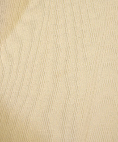 uniform experiment เสื้อยืด/เสื้อท็อปส์
