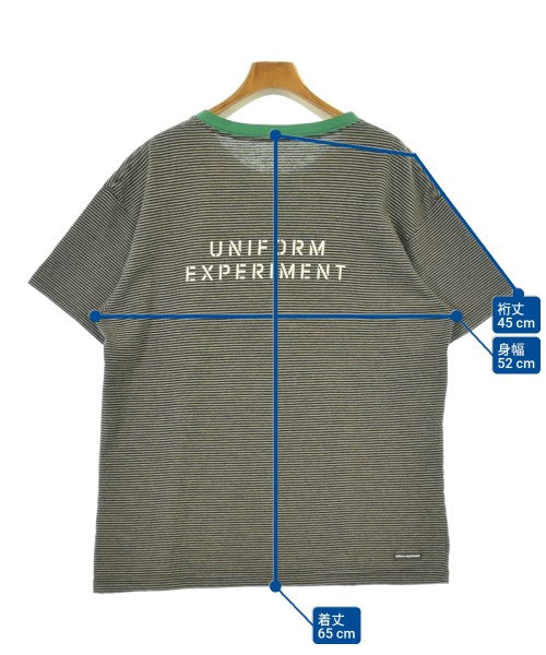 uniform experiment เสื้อยืด/เสื้อท็อปส์