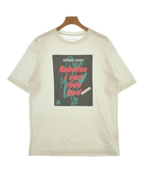 uniform experiment เสื้อยืด/เสื้อท็อปส์