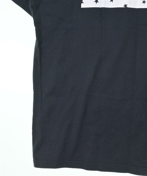 uniform experiment เสื้อยืด/เสื้อท็อปส์