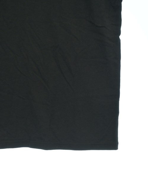 uniform experiment เสื้อยืด/เสื้อท็อปส์