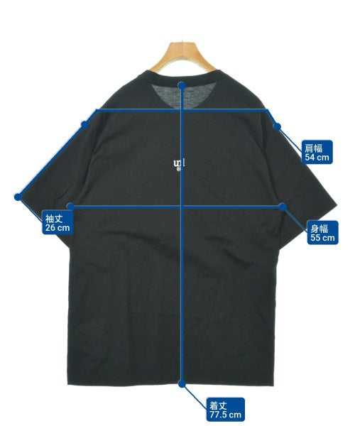 uniform experiment เสื้อยืด/เสื้อท็อปส์