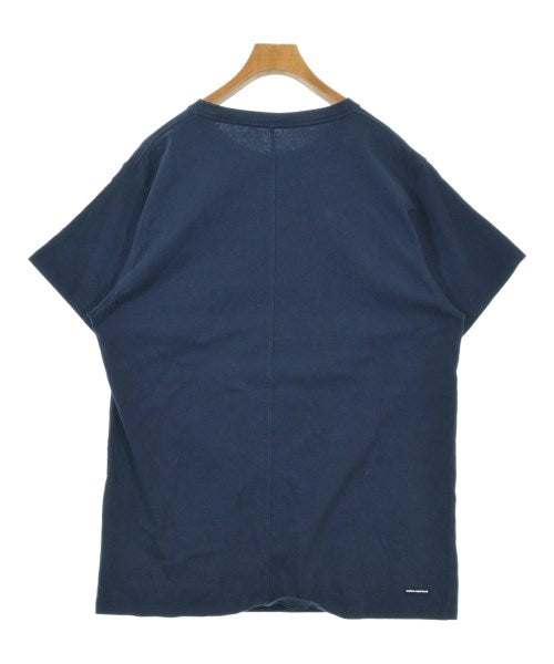 uniform experiment เสื้อยืด/เสื้อท็อปส์