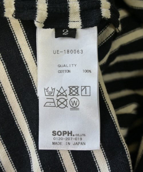 uniform experiment เสื้อยืด/เสื้อท็อปส์