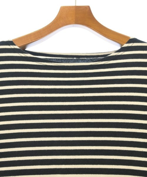 uniform experiment เสื้อยืด/เสื้อท็อปส์