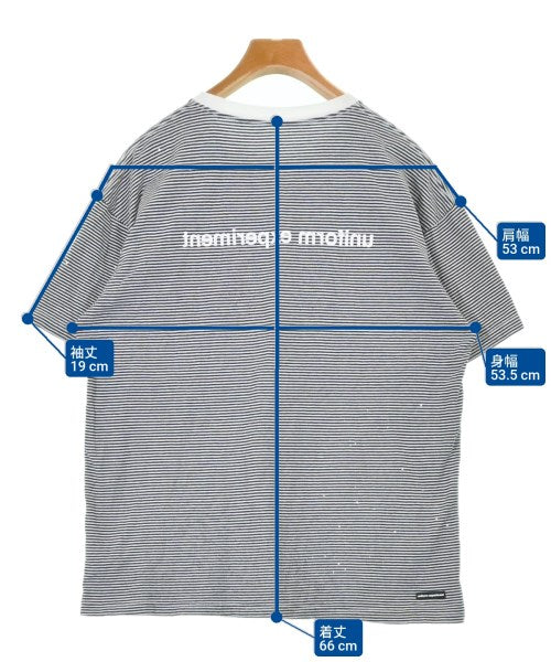 uniform experiment เสื้อยืด/เสื้อท็อปส์