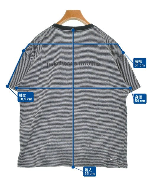 uniform experiment เสื้อยืด/เสื้อท็อปส์