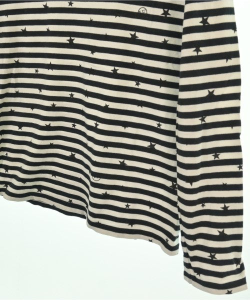 uniform experiment เสื้อยืด/เสื้อท็อปส์