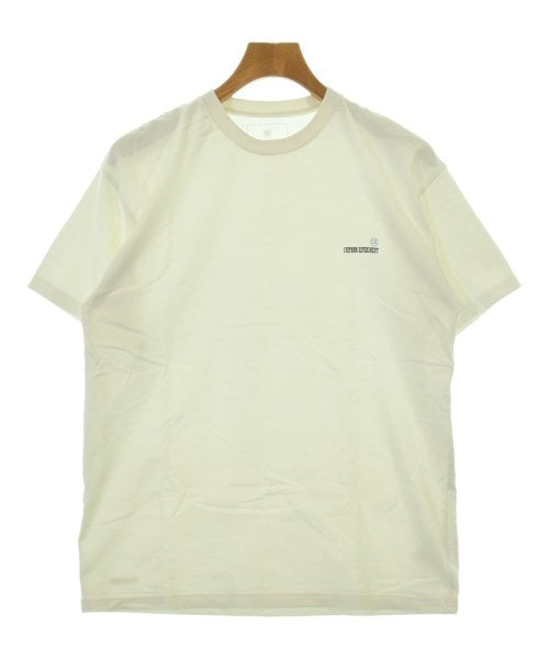 uniform experiment เสื้อยืด/เสื้อท็อปส์