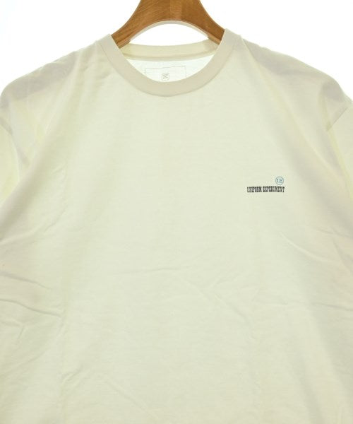 uniform experiment เสื้อยืด/เสื้อท็อปส์