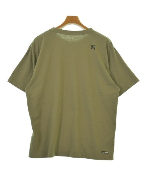 uniform experiment เสื้อยืด/เสื้อท็อปส์