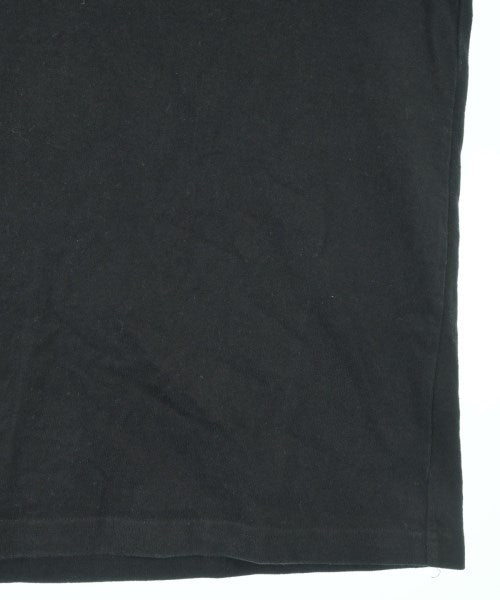 uniform experiment เสื้อยืด/เสื้อท็อปส์