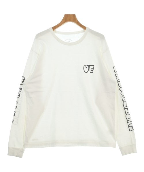 uniform experiment เสื้อยืด/เสื้อท็อปส์
