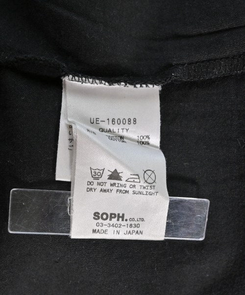 uniform experiment เสื้อยืด/เสื้อท็อปส์