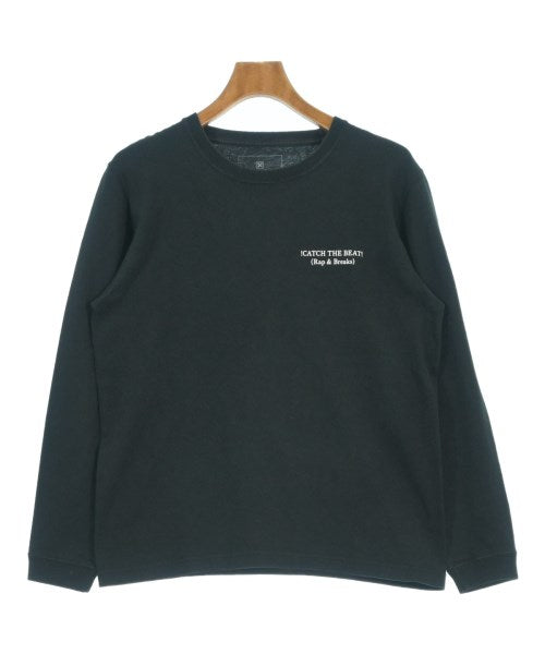 uniform experiment เสื้อยืด/เสื้อท็อปส์