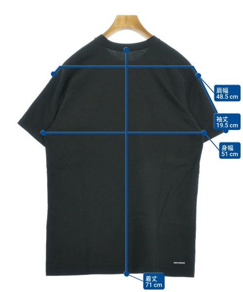 uniform experiment เสื้อยืด/เสื้อท็อปส์