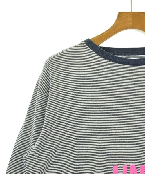 uniform experiment เสื้อยืด/เสื้อท็อปส์