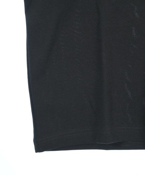 uniform experiment เสื้อยืด/เสื้อท็อปส์
