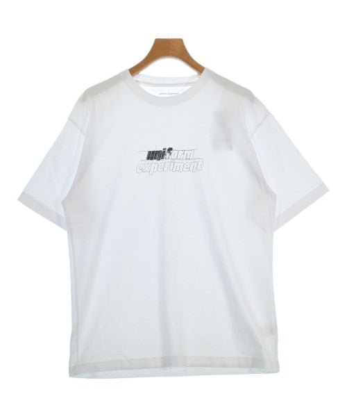 uniform experiment เสื้อยืด/เสื้อท็อปส์