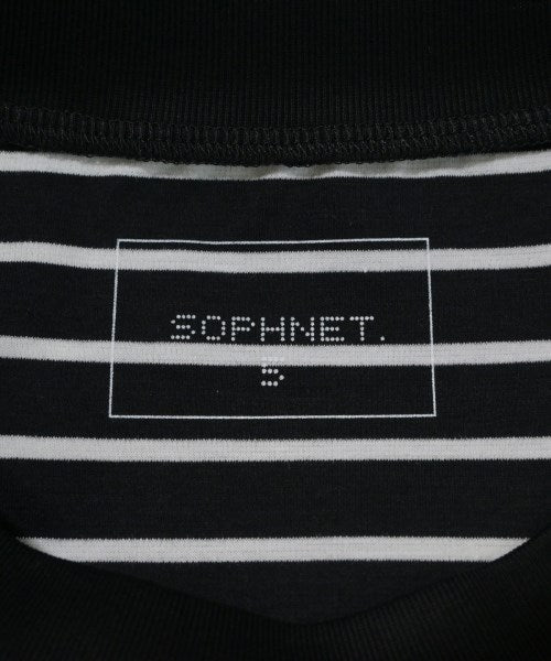 uniform experiment เสื้อยืด/เสื้อท็อปส์