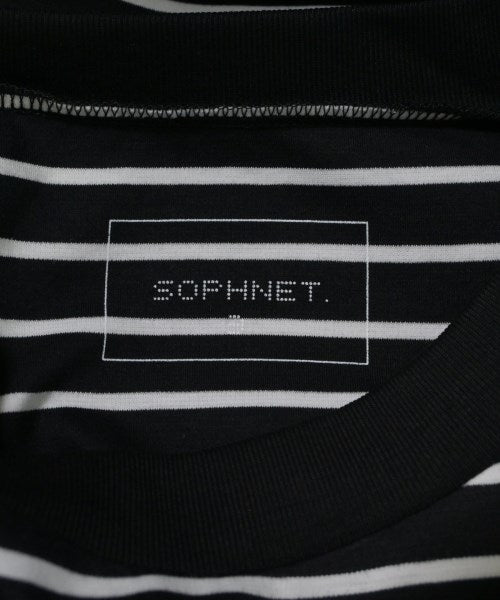 uniform experiment เสื้อยืด/เสื้อท็อปส์