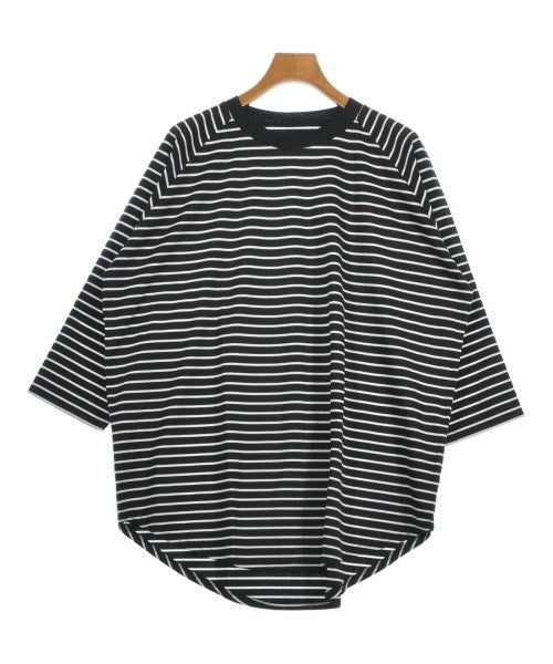 uniform experiment เสื้อยืด/เสื้อท็อปส์