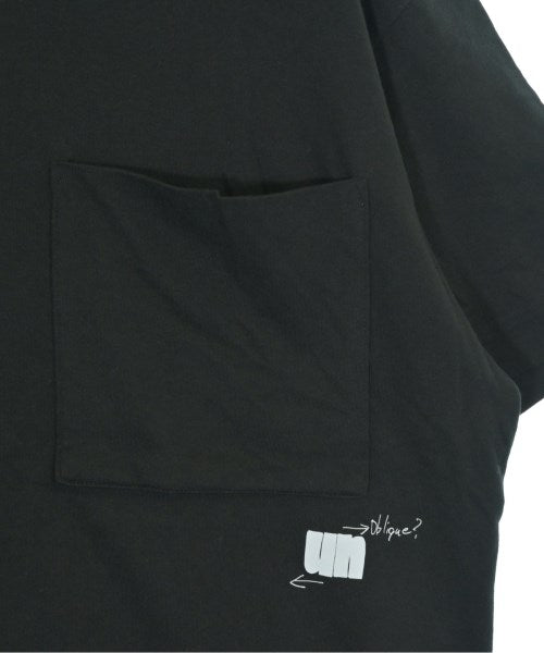 uniform experiment เสื้อยืด/เสื้อท็อปส์