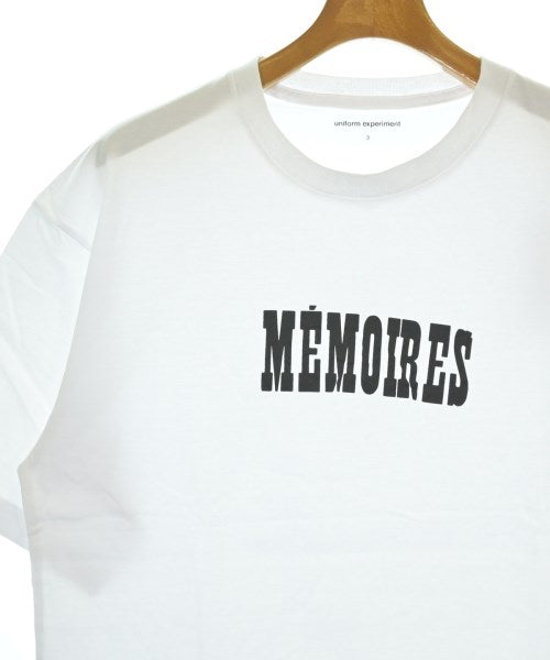 uniform experiment เสื้อยืด/เสื้อท็อปส์