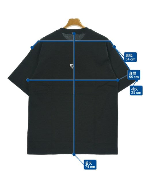 uniform experiment เสื้อยืด/เสื้อท็อปส์