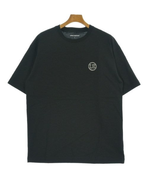 uniform experiment เสื้อยืด/เสื้อท็อปส์
